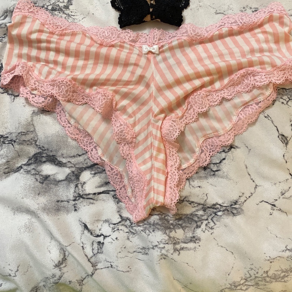 Vs cheeky panty